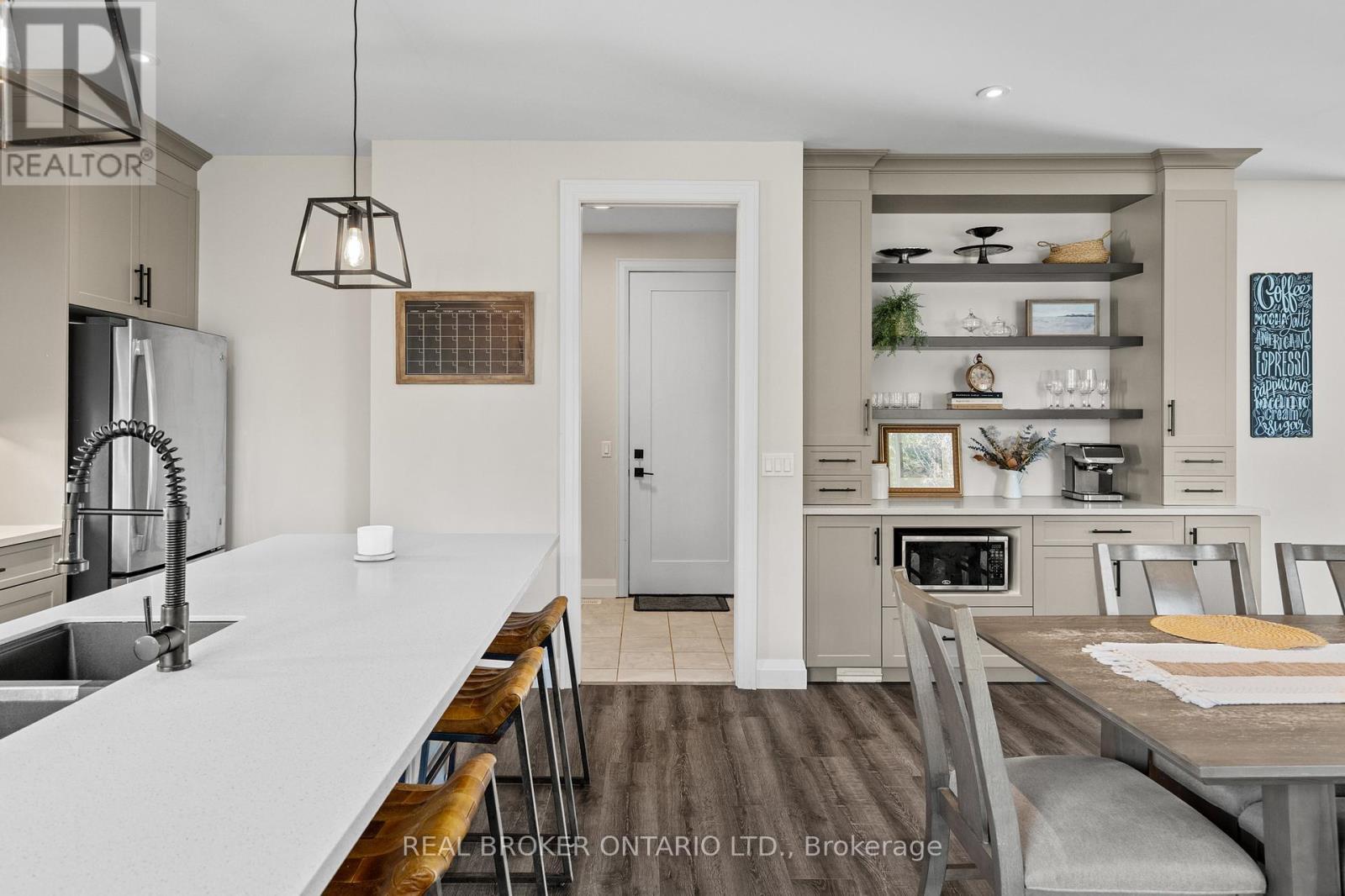 92 Ivy Crescent, Thorold (Confederation Heights), ON - Indoor Photo Showing Other Room