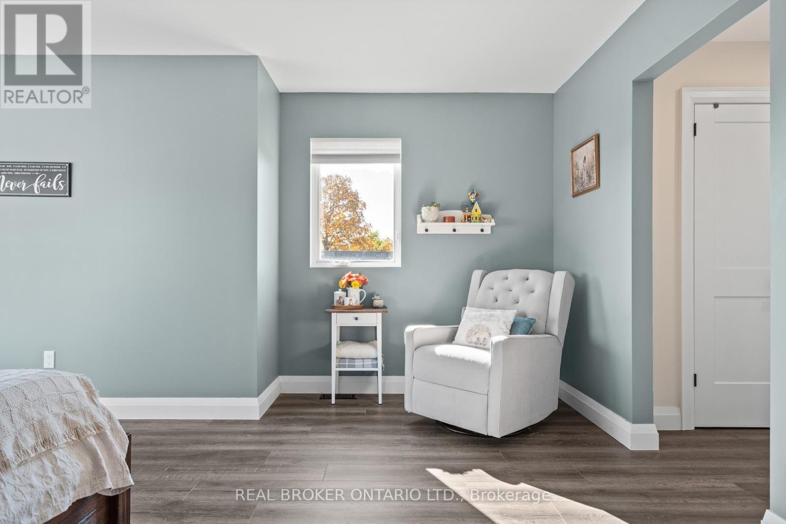 92 Ivy Crescent, Thorold (Confederation Heights), ON - Indoor