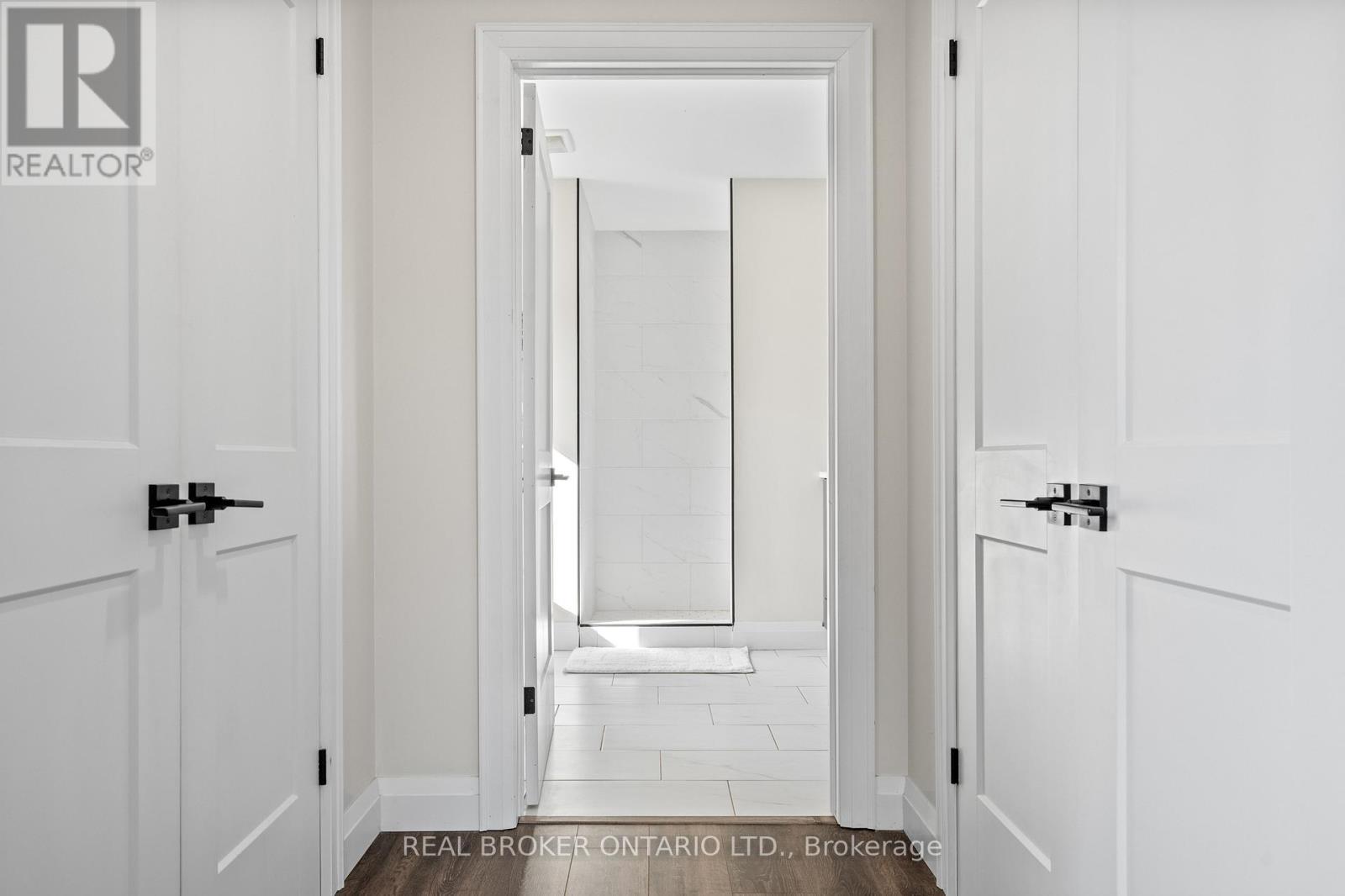 92 Ivy Crescent, Thorold (Confederation Heights), ON - Indoor Photo Showing Other Room