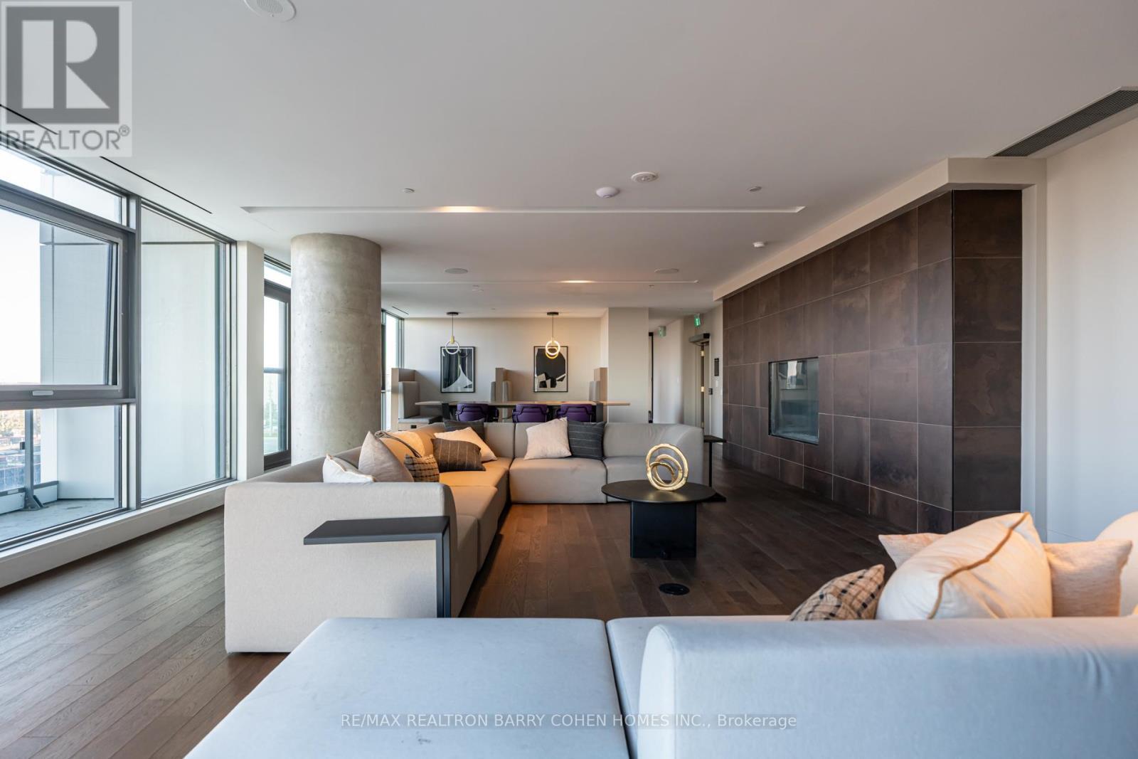 Party Room - 4015 - 1000 Portage Parkway, Vaughan, ON - Indoor