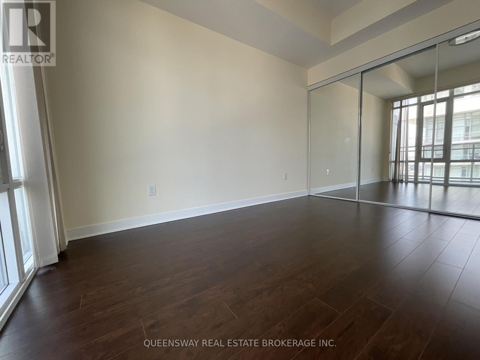 2104 - 360 Square One Drive, Mississauga, ON - Indoor Photo Showing Other Room
