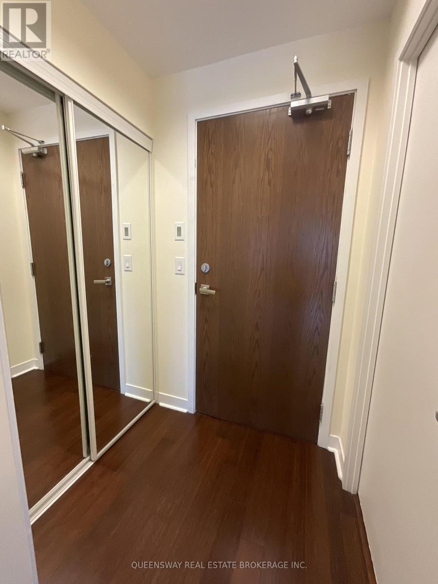 2104 - 360 Square One Drive, Mississauga, ON - Indoor Photo Showing Other Room