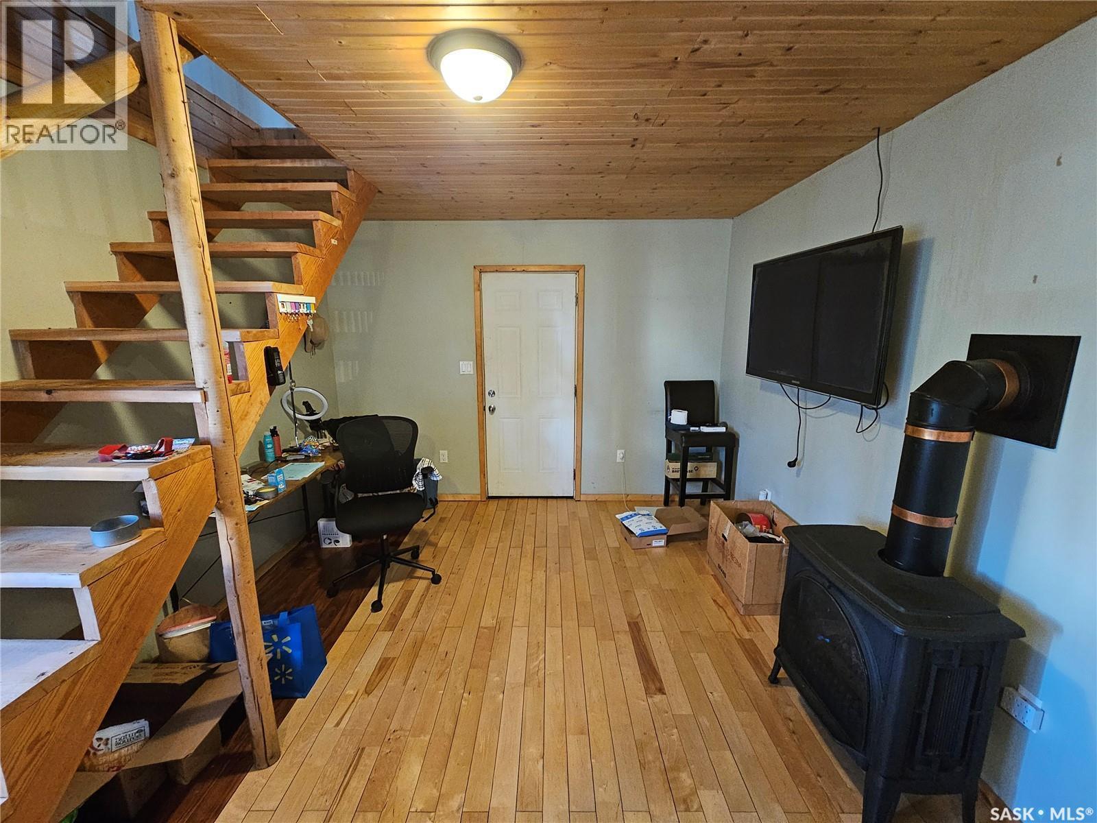 180 Main Street, Kisbey, SK - Indoor Photo Showing Other Room