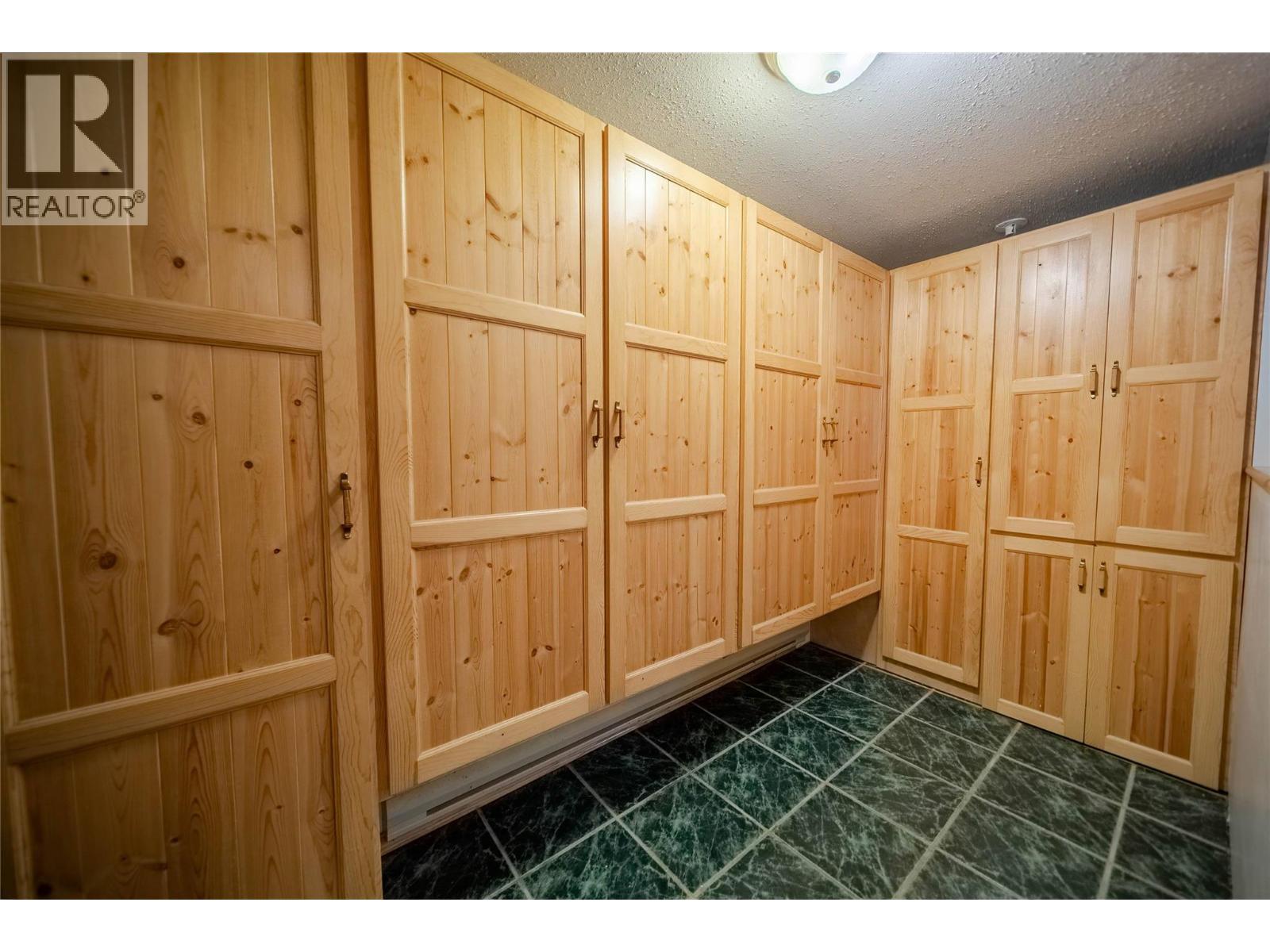 7825 Jaffray Baynes Lake Road Road, Jaffray, BC - Indoor Photo Showing Other Room