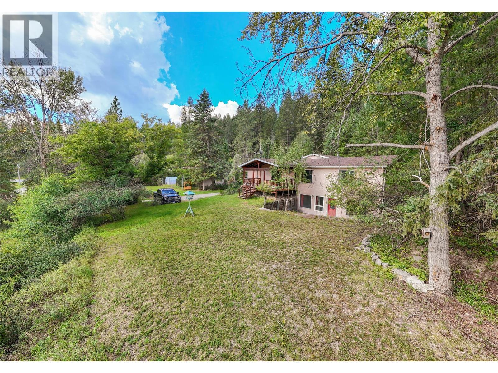 7825 Jaffray Baynes Lake Road Road, Jaffray, BC - Outdoor