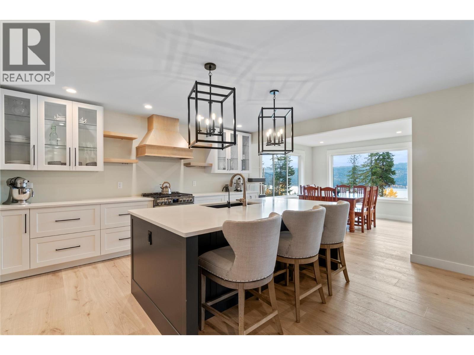 2270 Lions Ridge Road, Celista, BC - Indoor