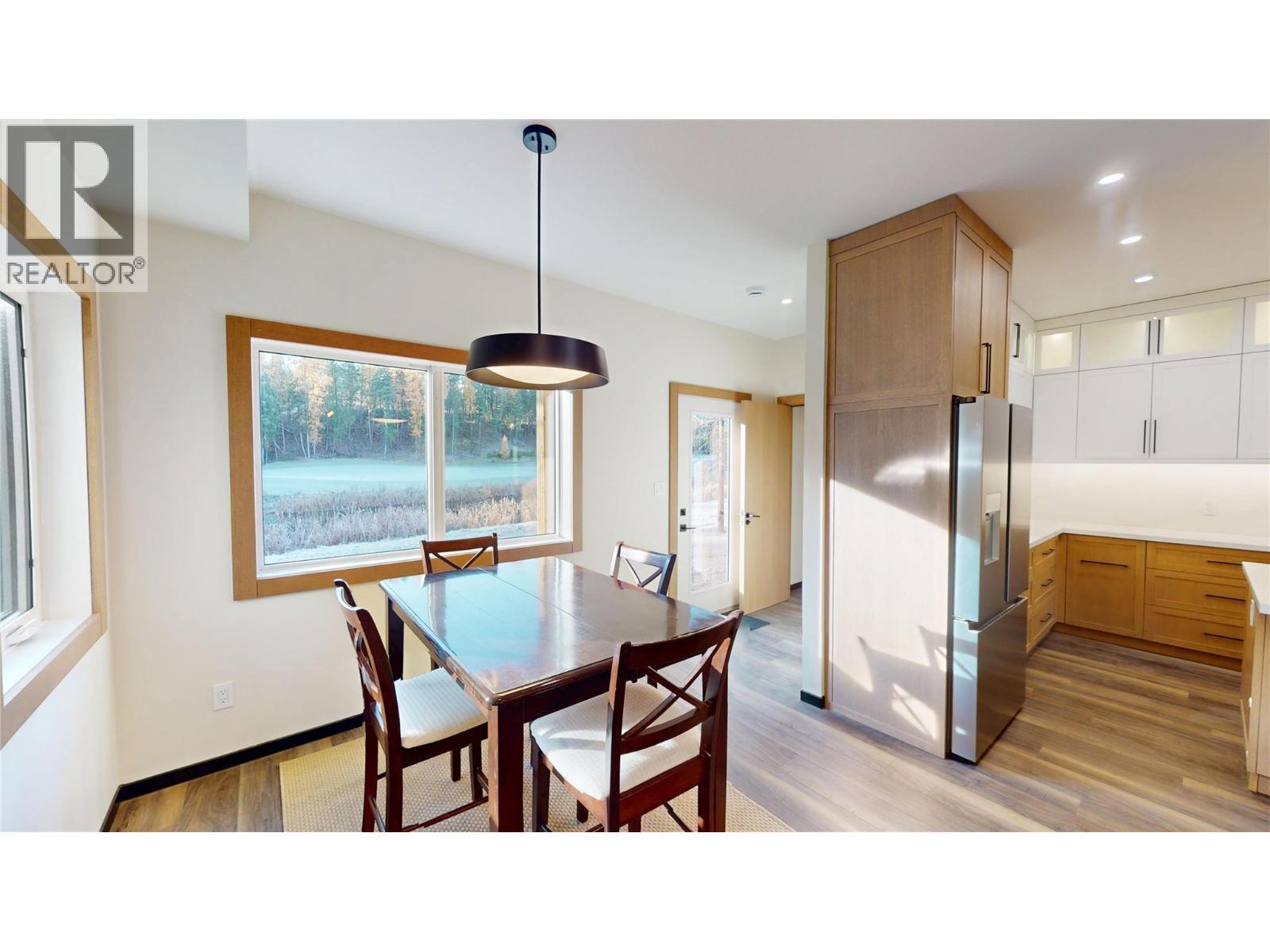 109 River Drive, Cranbrook, BC - Indoor Photo Showing Dining Room