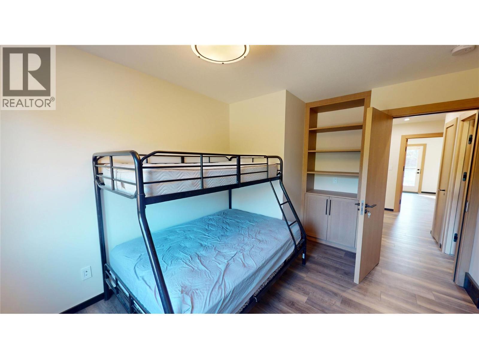 109 River Drive, Cranbrook, BC - Indoor Photo Showing Bedroom