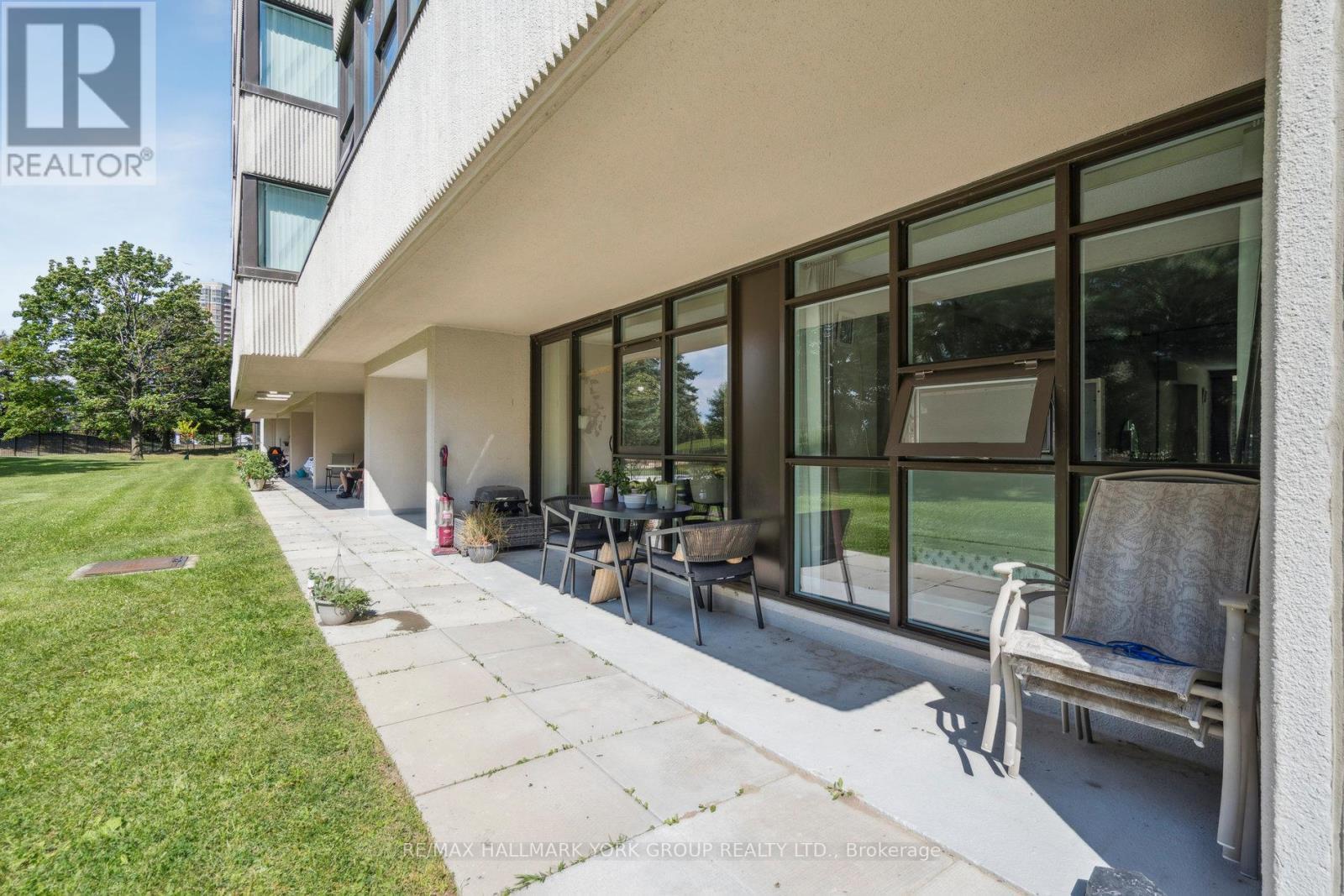 107 - 3303 Don Mills Road, Toronto, ON - Outdoor