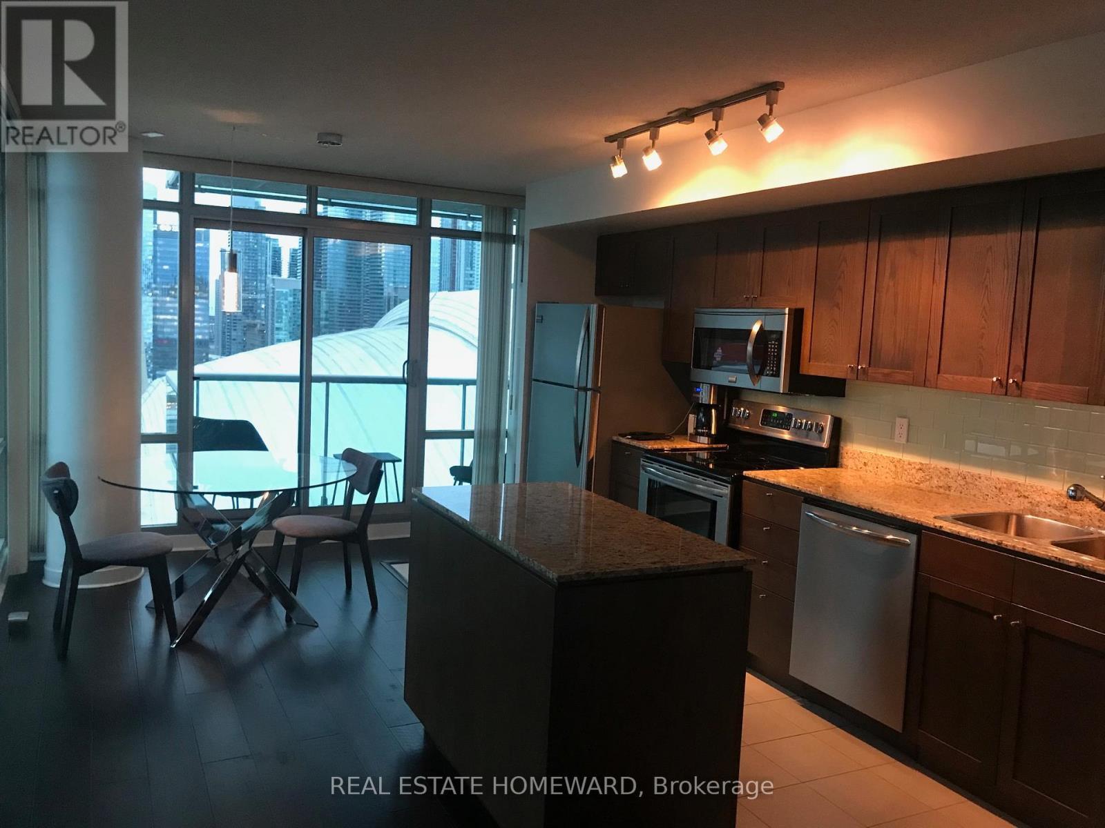 3312 - 81 Navy Wharf Court, Toronto, ON - Indoor Photo Showing Kitchen