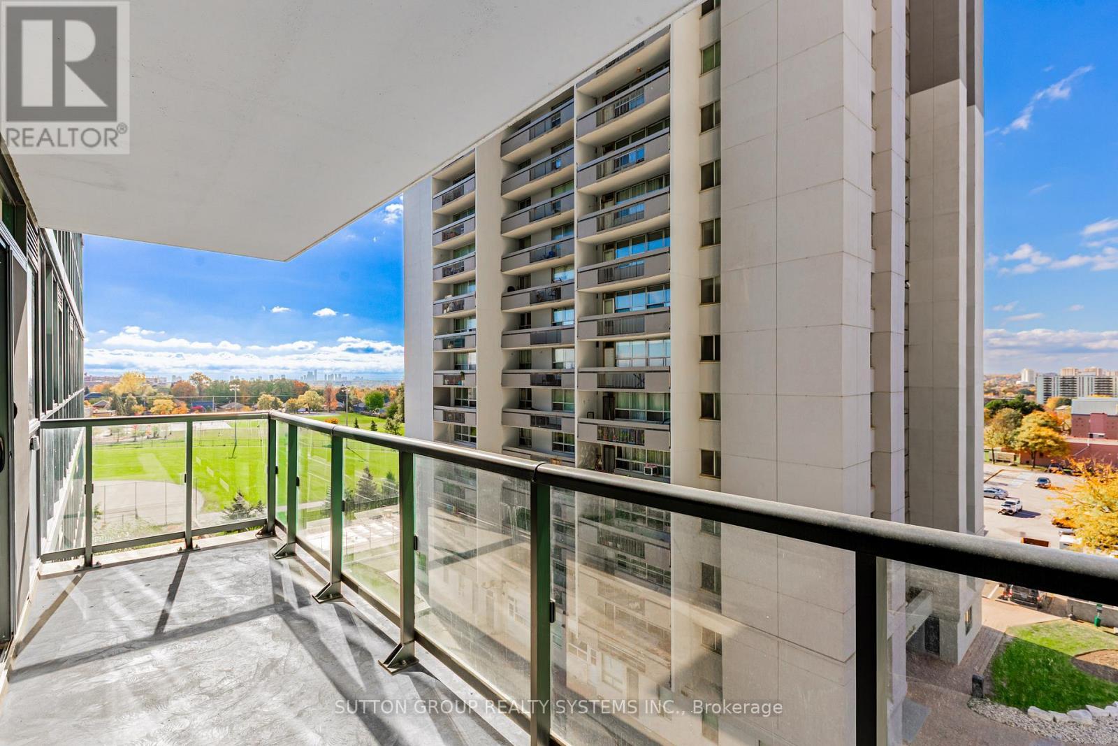 611 - 1461 Lawrence Avenue W, Toronto, ON - Outdoor With Balcony With Exterior