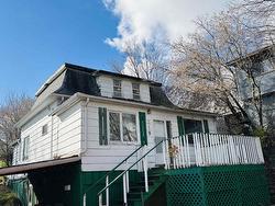 219 Fifth St N Kenora, ON P9N 2N8