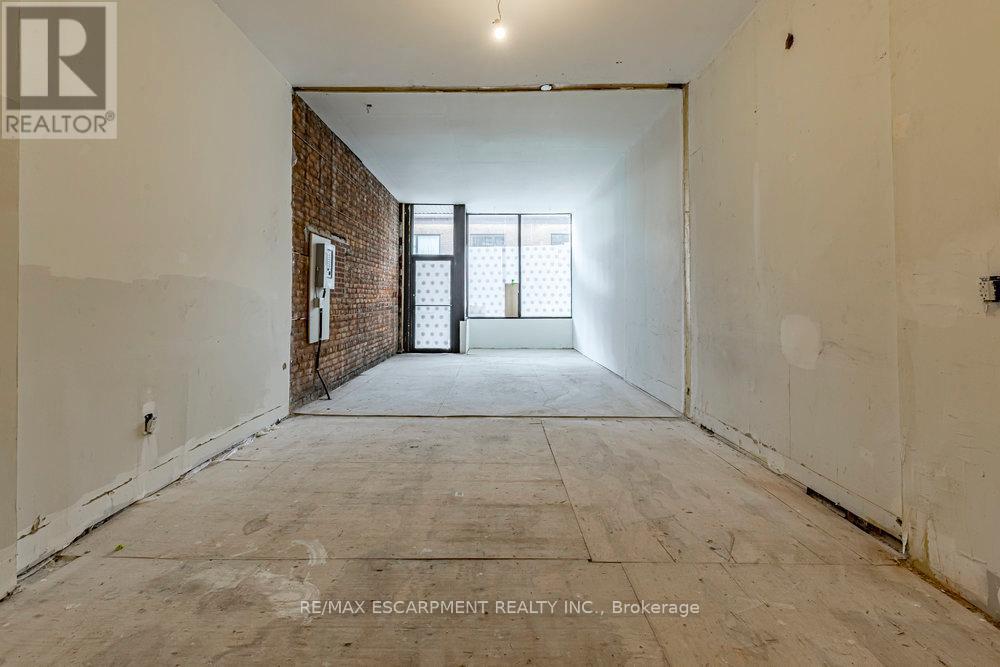 309 Barton Street E, Hamilton, ON