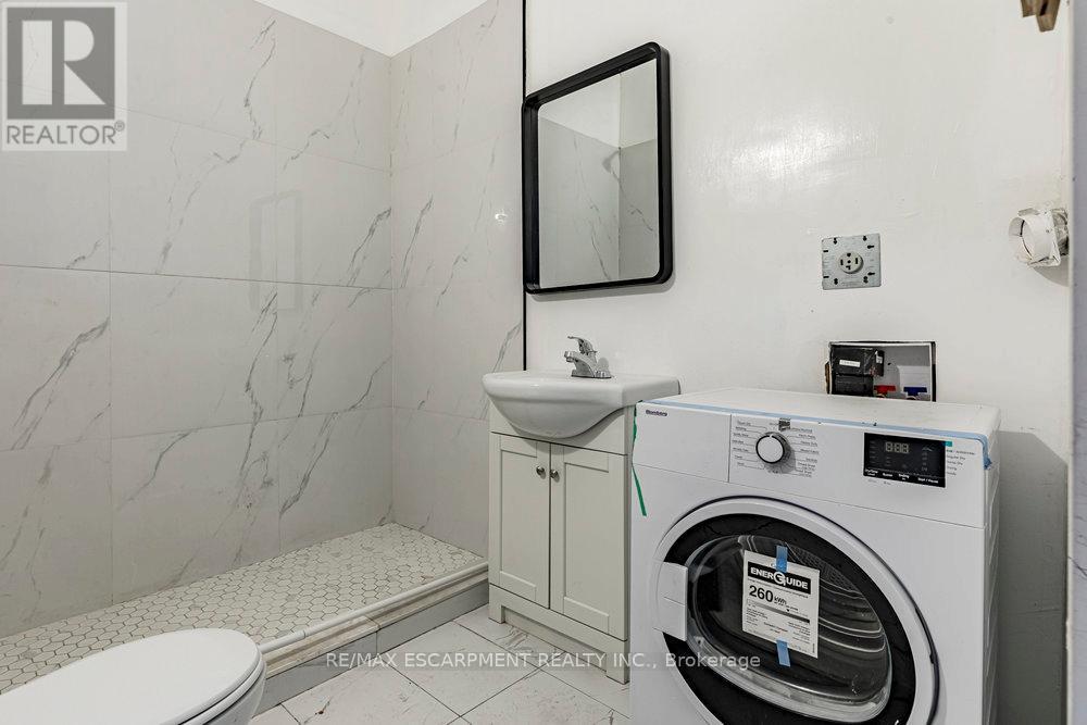 309 Barton Street E, Hamilton, ON