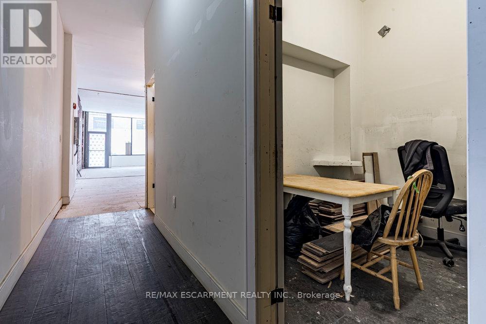 309 Barton Street E, Hamilton, ON