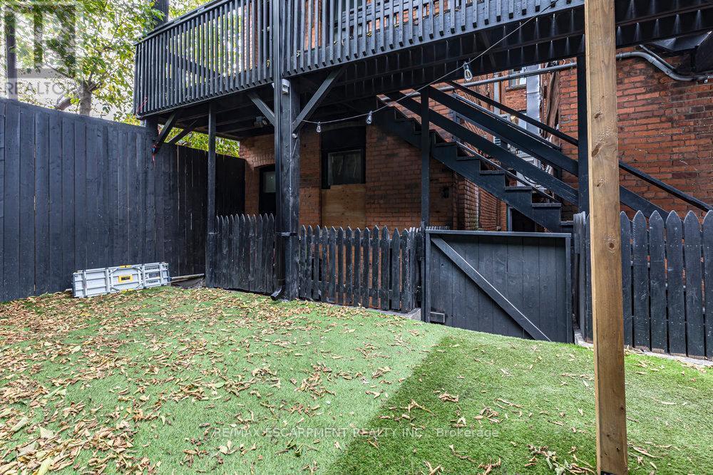 309 Barton Street E, Hamilton, ON