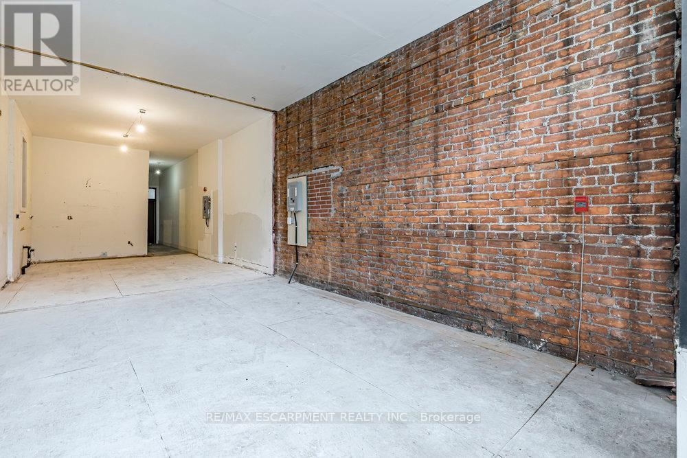 309 Barton Street E, Hamilton, ON