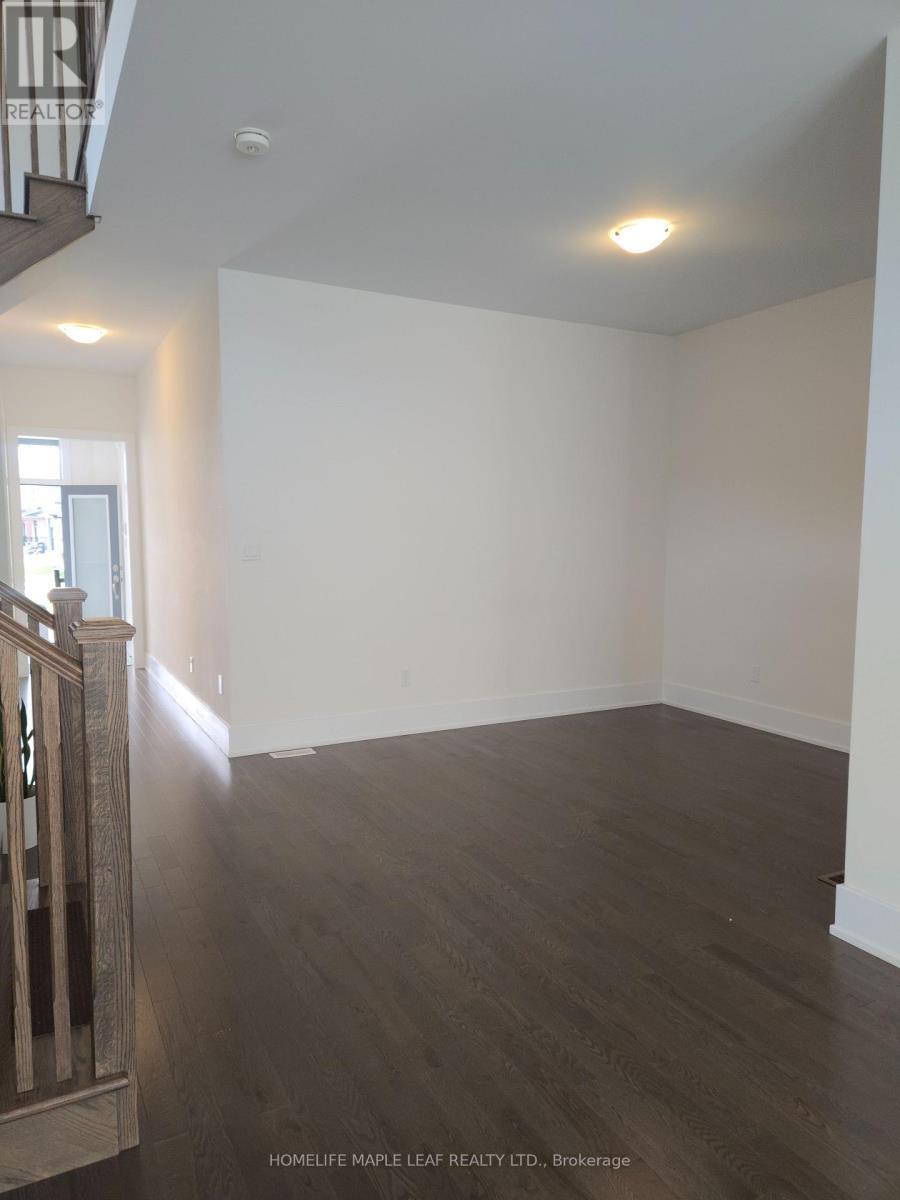 20 Spinland Street, Caledon, ON - Indoor Photo Showing Other Room