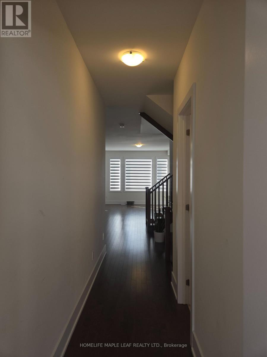 20 Spinland Street, Caledon, ON - Indoor Photo Showing Other Room