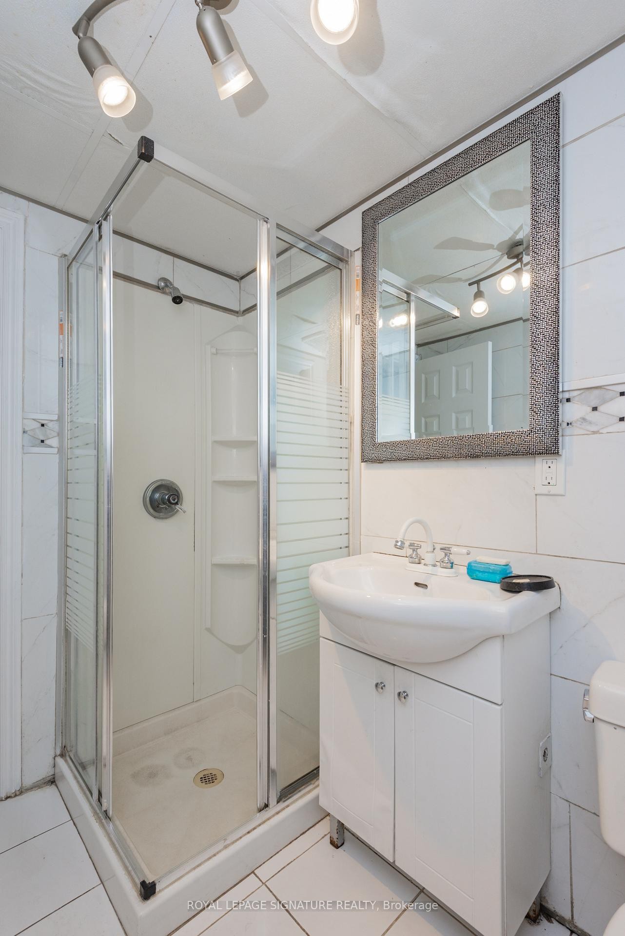 88 Beverly Road, North Bay, ON - Indoor Photo Showing Bathroom