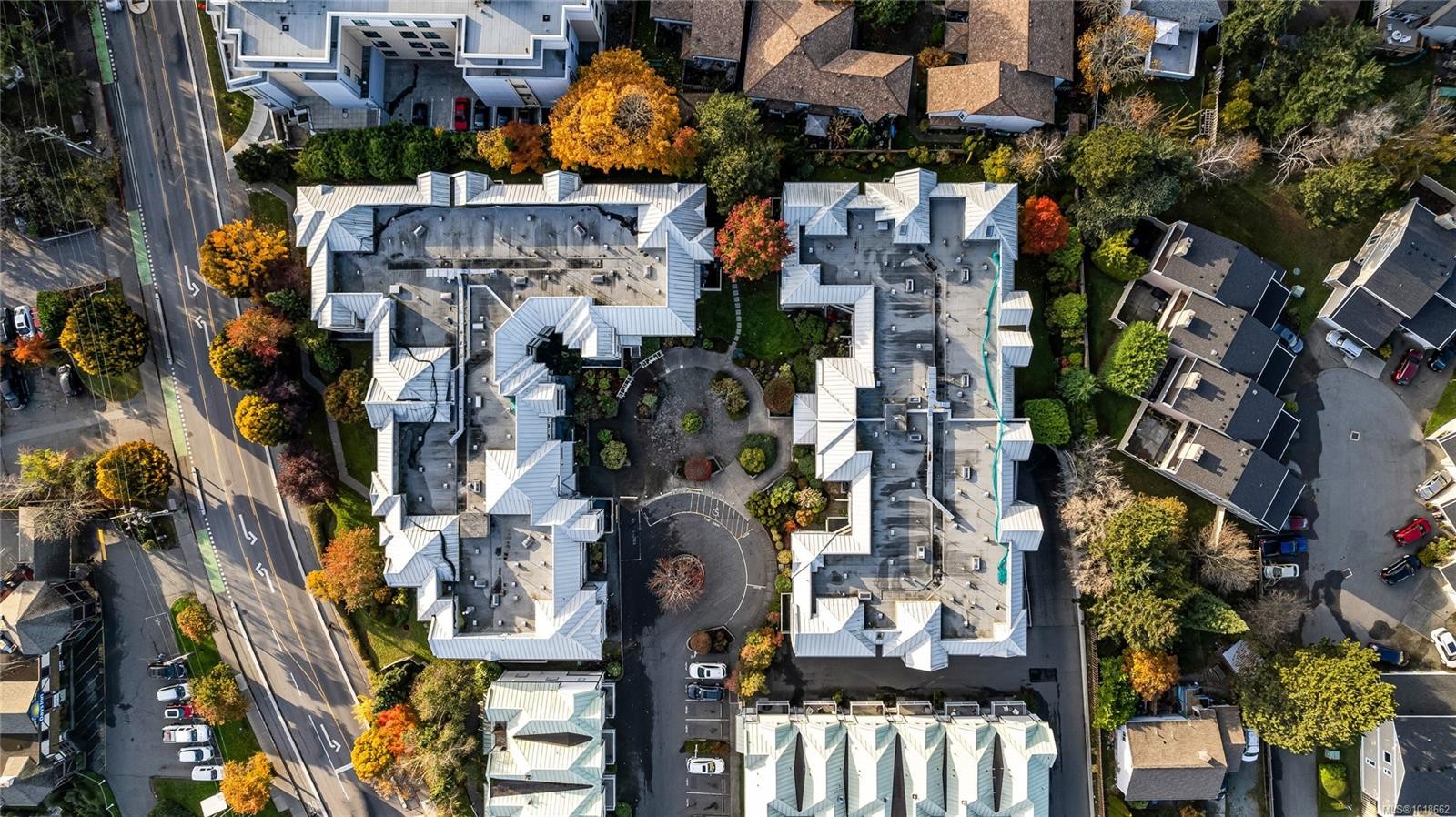 111-3010 Washington Ave, Victoria, BC - Outdoor With View