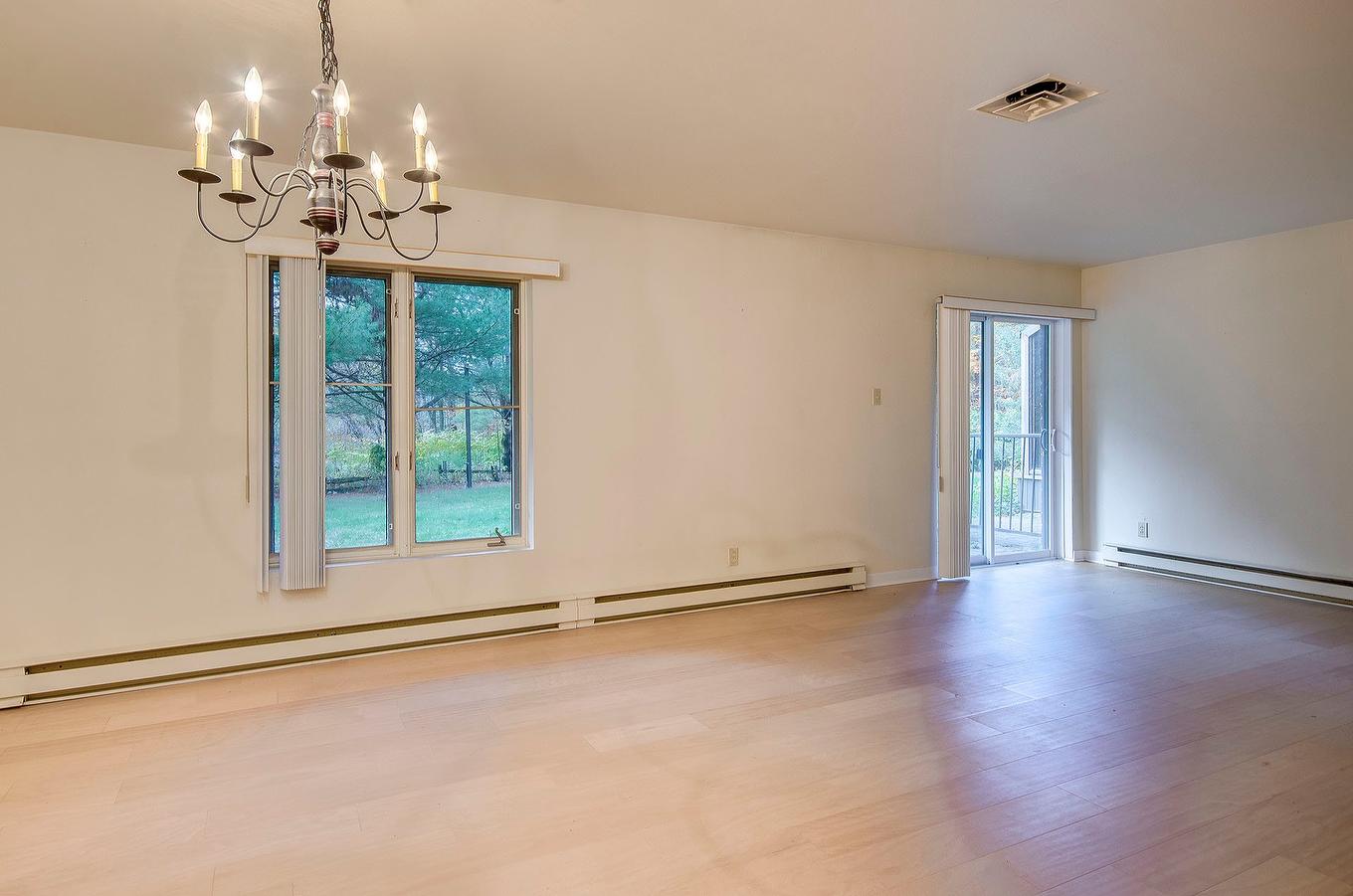 Dining room - A-2-911 Rue Principale, Cowansville, QC - Indoor Photo Showing Other Room