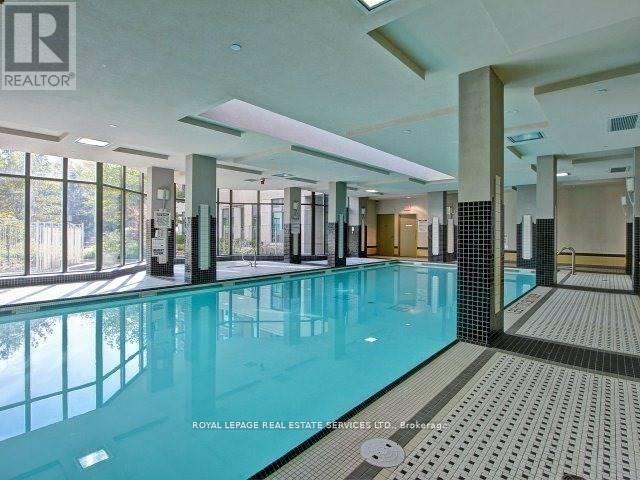 pristine indoor pool - 402 - 319 Merton Street, Toronto, ON - Indoor Photo Showing Other Room With In Ground Pool