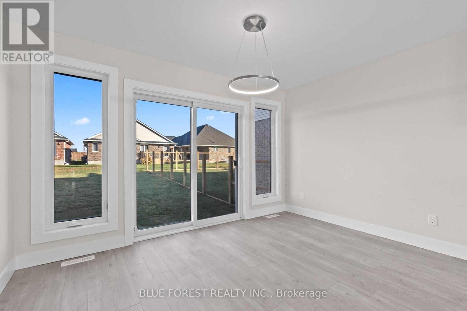85 Acorn Trail, St. Thomas, ON - Indoor Photo Showing Other Room