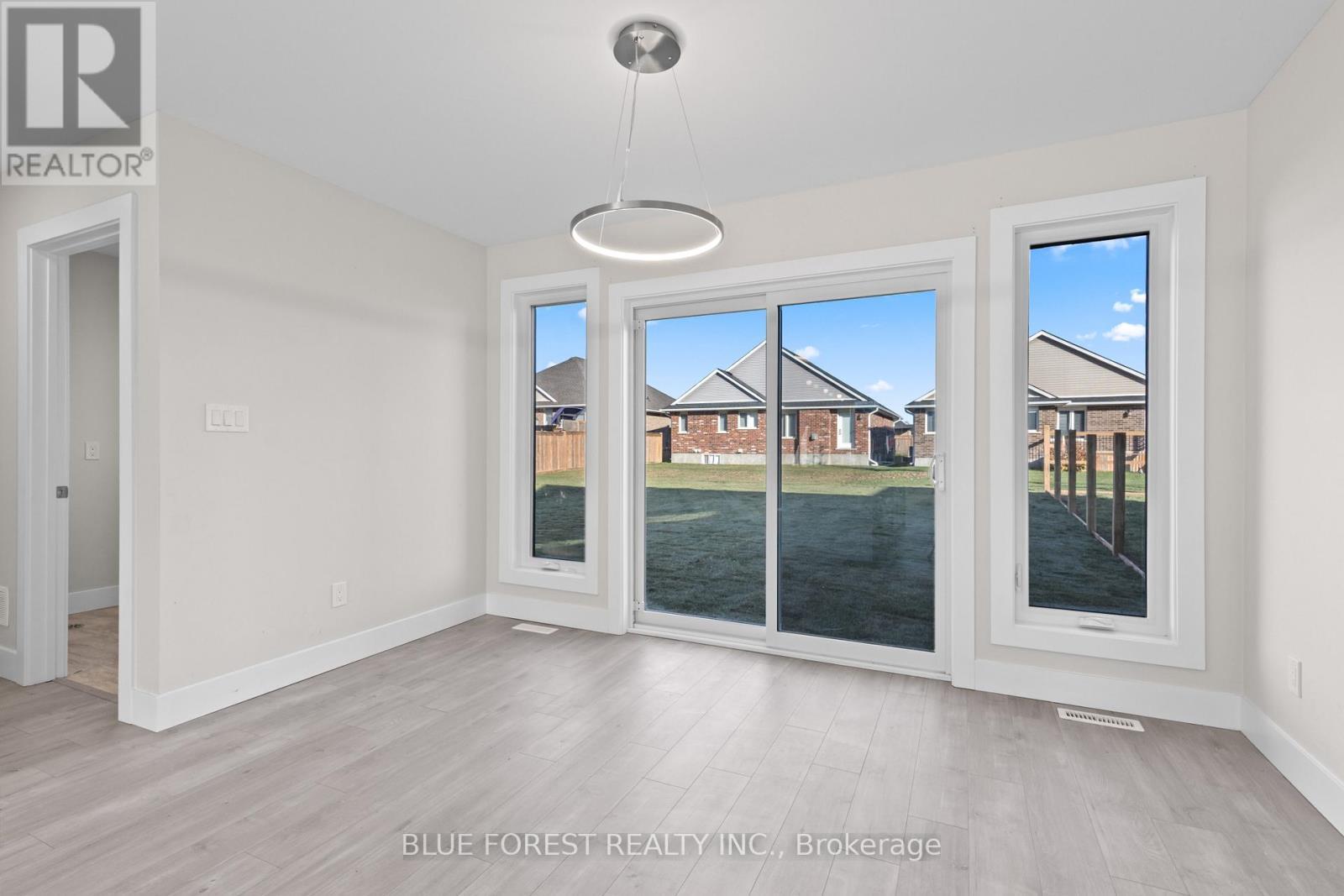 85 Acorn Trail, St. Thomas, ON - Indoor Photo Showing Other Room