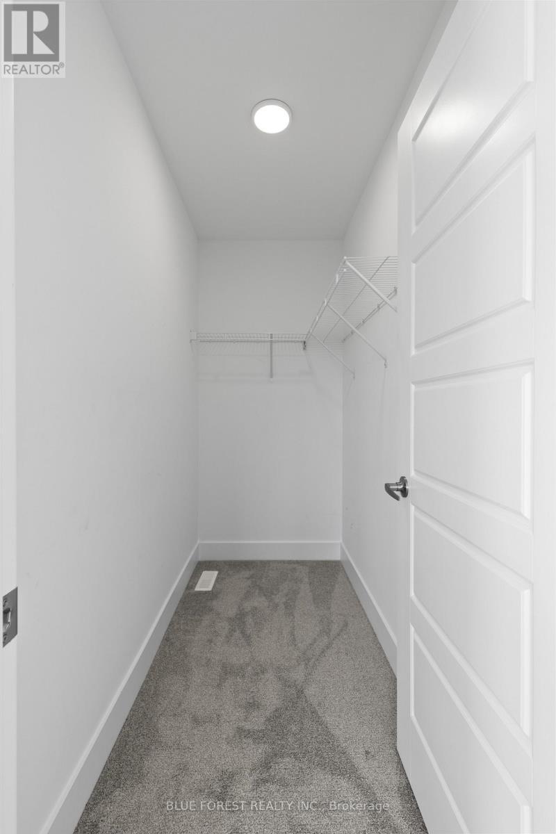 85 Acorn Trail, St. Thomas, ON - Indoor Photo Showing Other Room