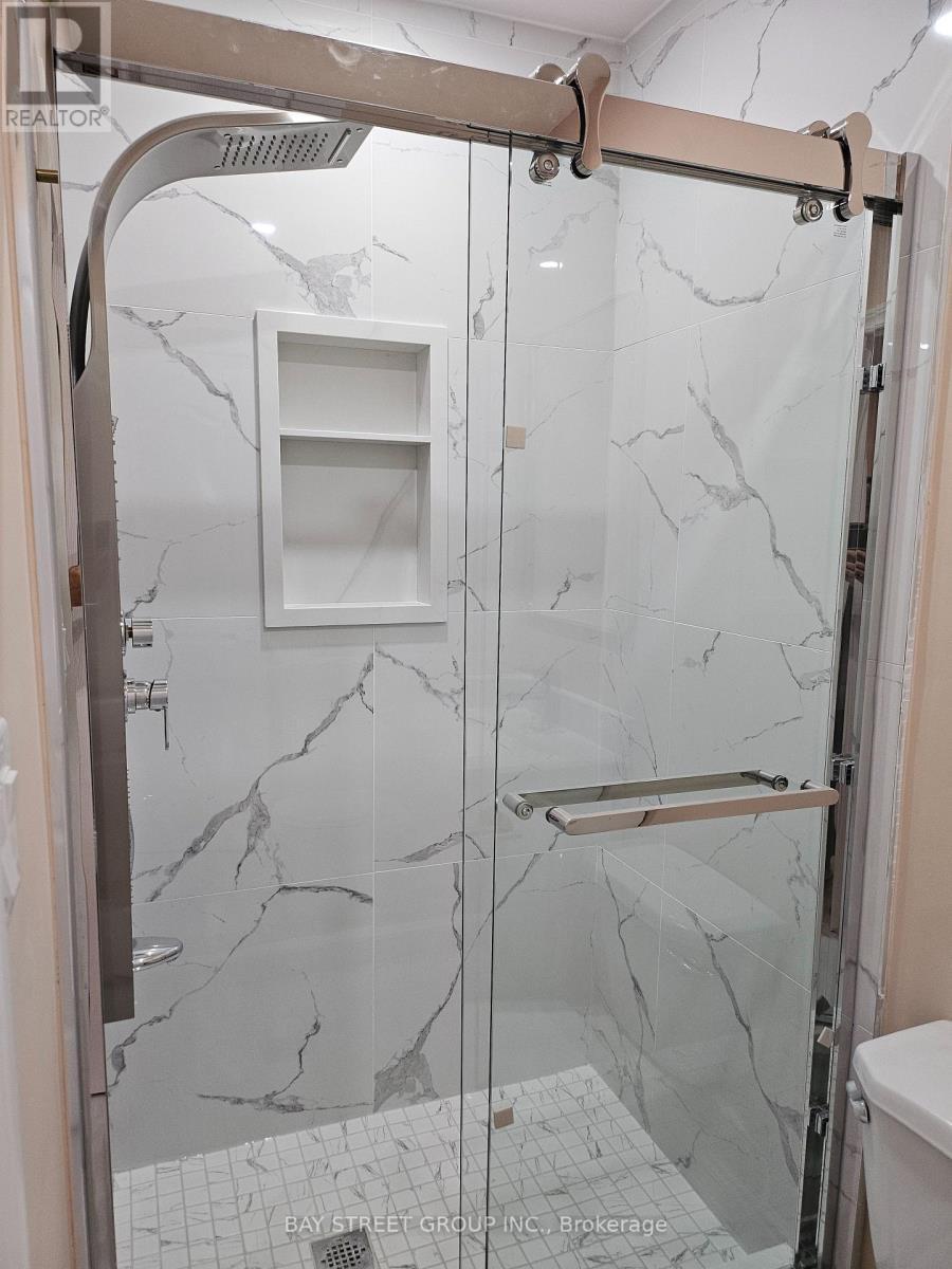 1C - 152 First Nations Trail, Vaughan, ON - Indoor Photo Showing Laundry Room