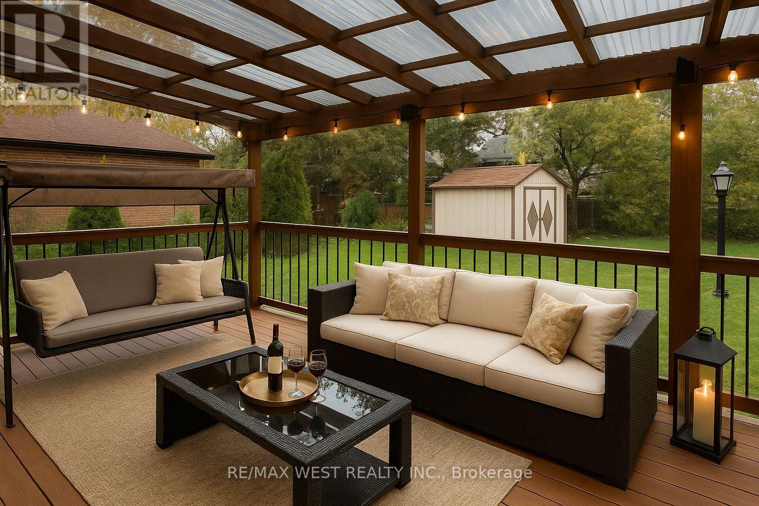 128 Mercury Road S, Toronto, ON - With Deck Patio Veranda With Exterior