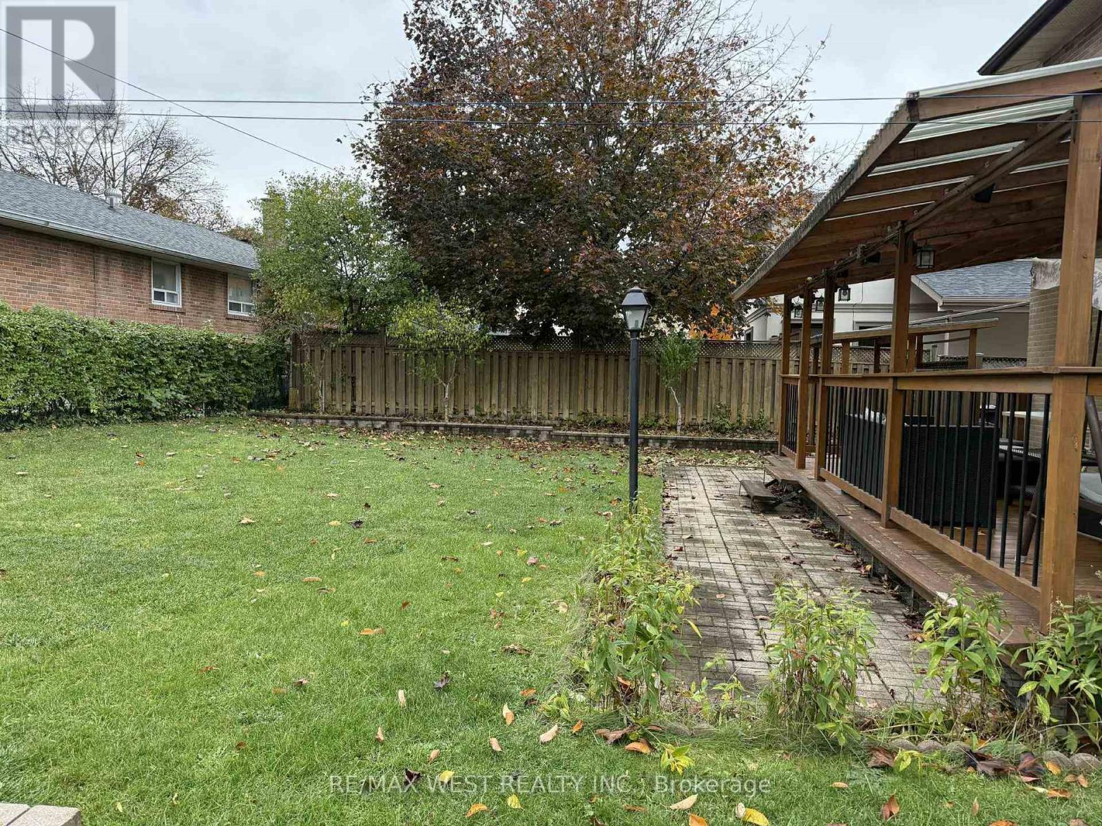 128 Mercury Road S, Toronto, ON - Outdoor