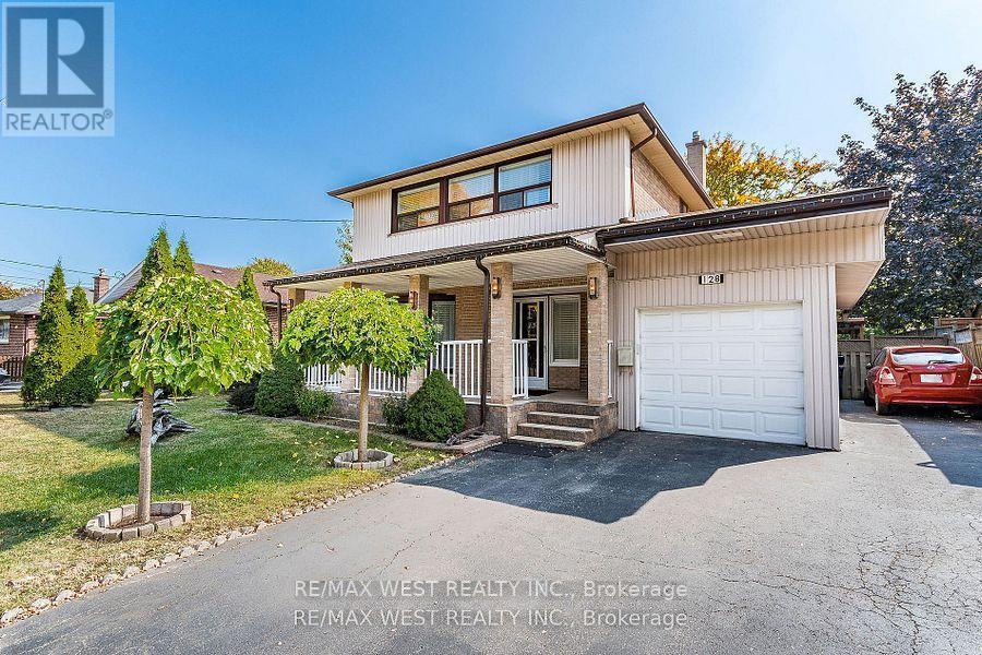 128 Mercury Road S, Toronto, ON - Outdoor With Deck Patio Veranda