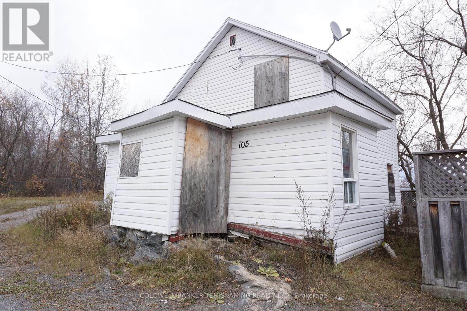 105 Jamieson Street, Cobalt, ON - Outdoor