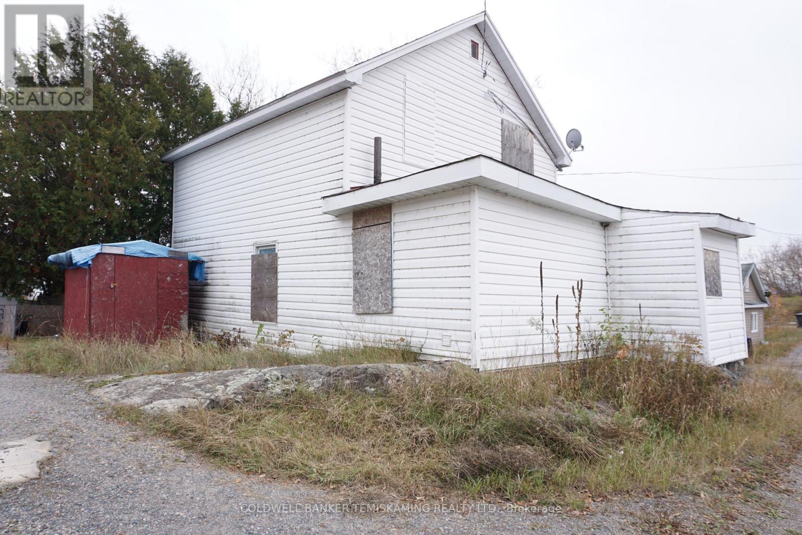 105 Jamieson Street, Cobalt, ON - Outdoor