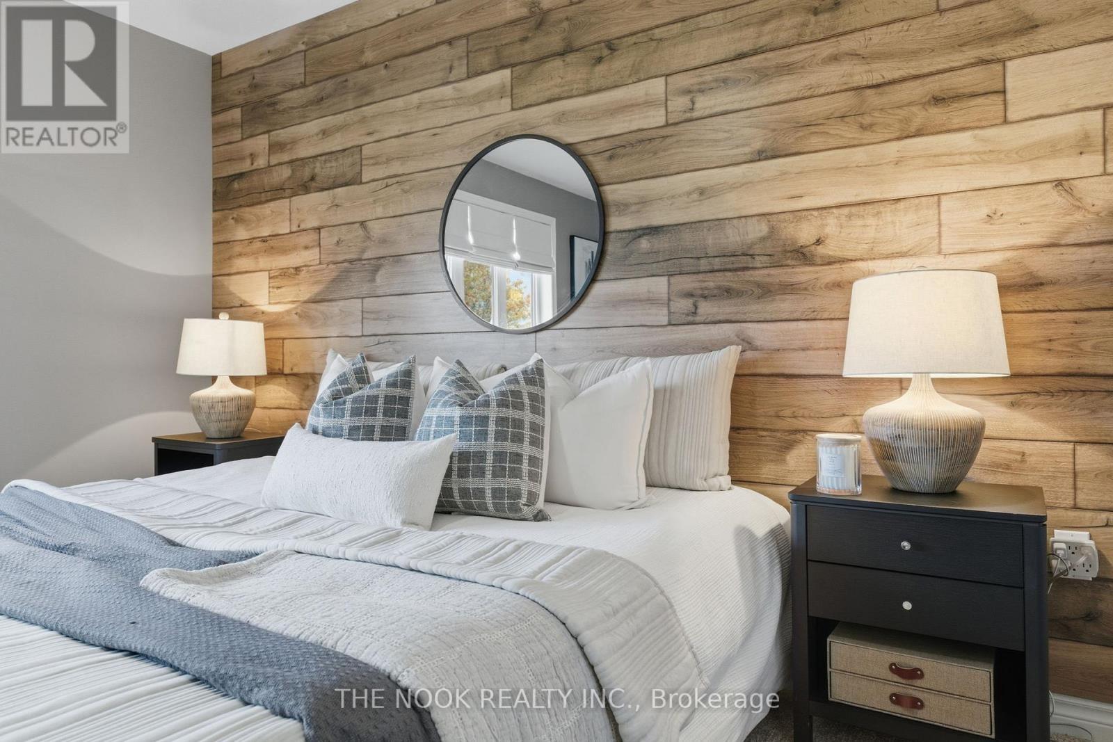 89 Goodall Court, Centre Wellington (Fergus), ON - Indoor Photo Showing Bedroom