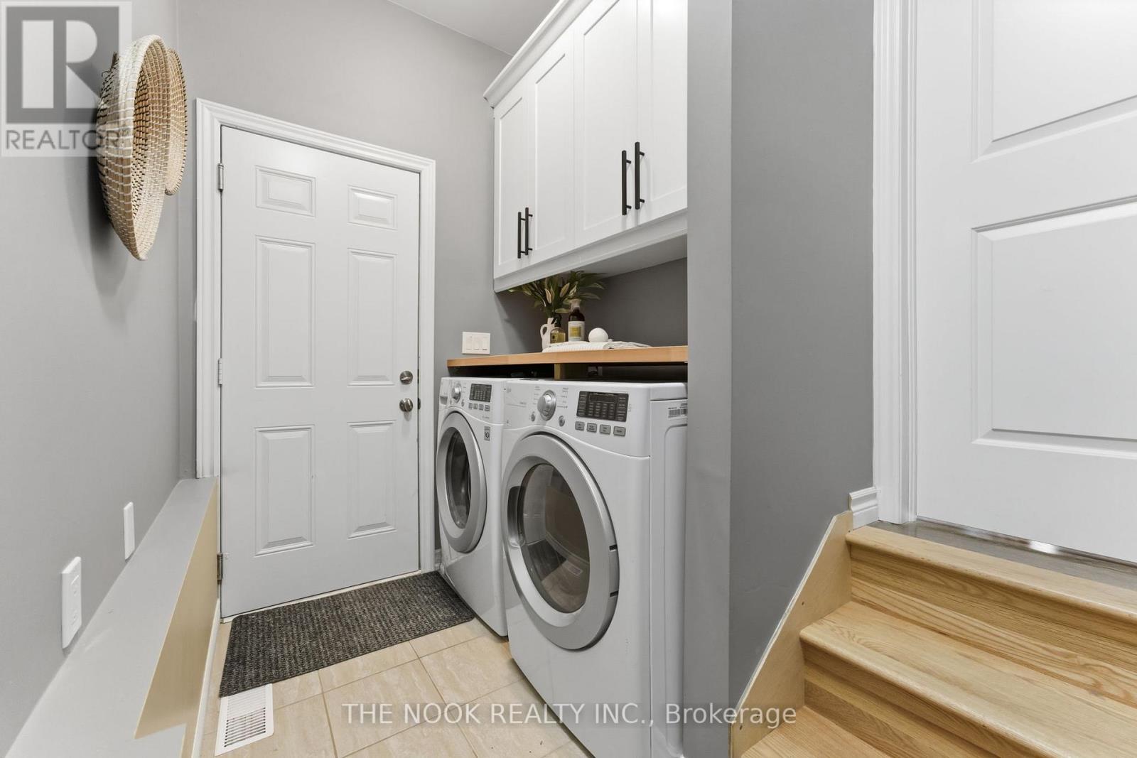 89 Goodall Court, Centre Wellington (Fergus), ON - Indoor Photo Showing Laundry Room
