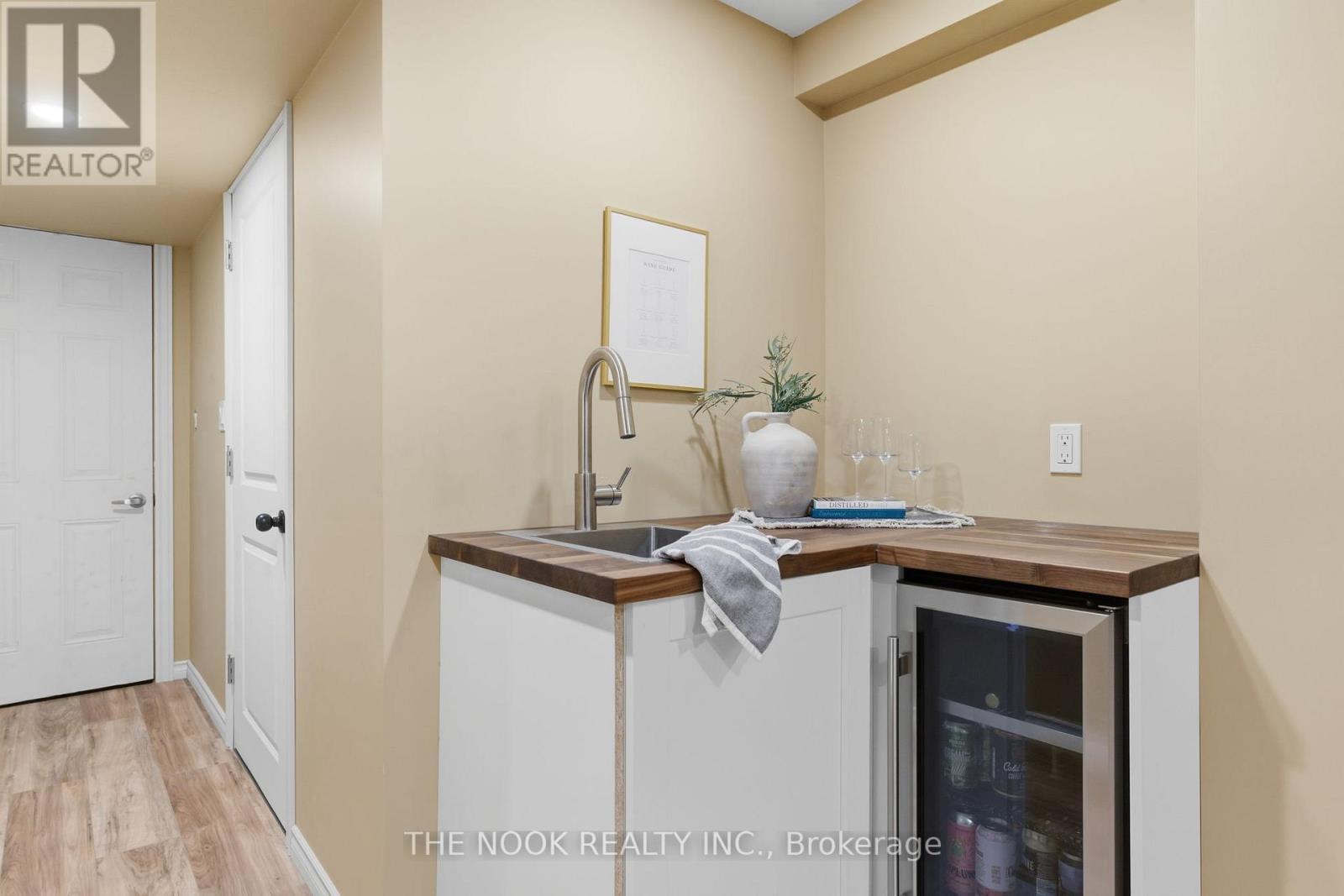 89 Goodall Court, Centre Wellington (Fergus), ON - Indoor Photo Showing Other Room