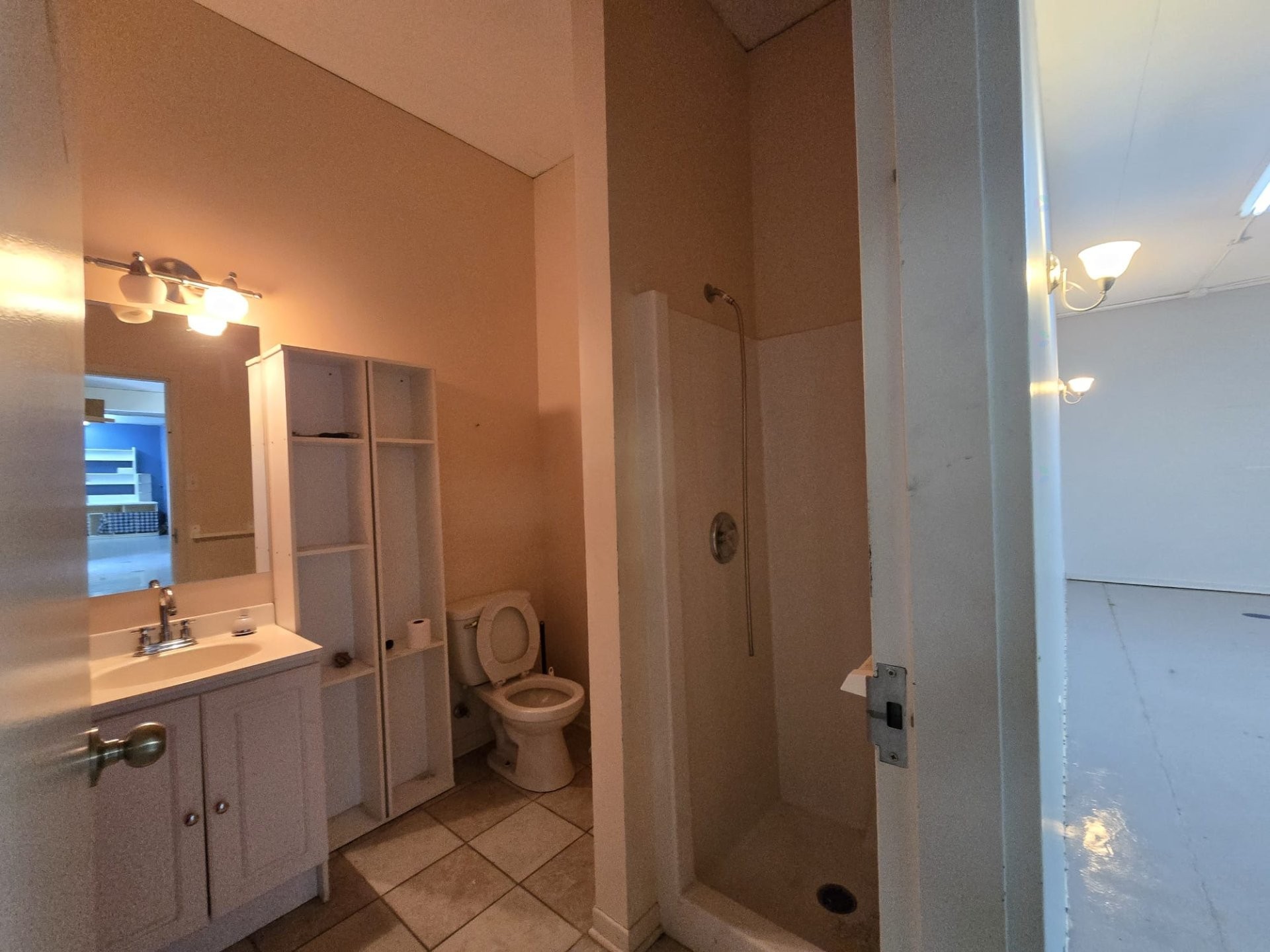 Salle de bains - 201-462 Rue St-Henri, La Prairie, QC