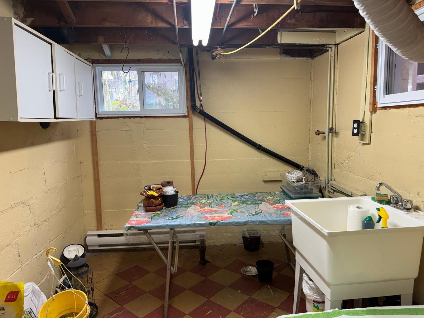 Basement - 97 - 99 Rue Monseigneur-Tessier O., Rouyn-Noranda, QC - Indoor Photo Showing Other Room