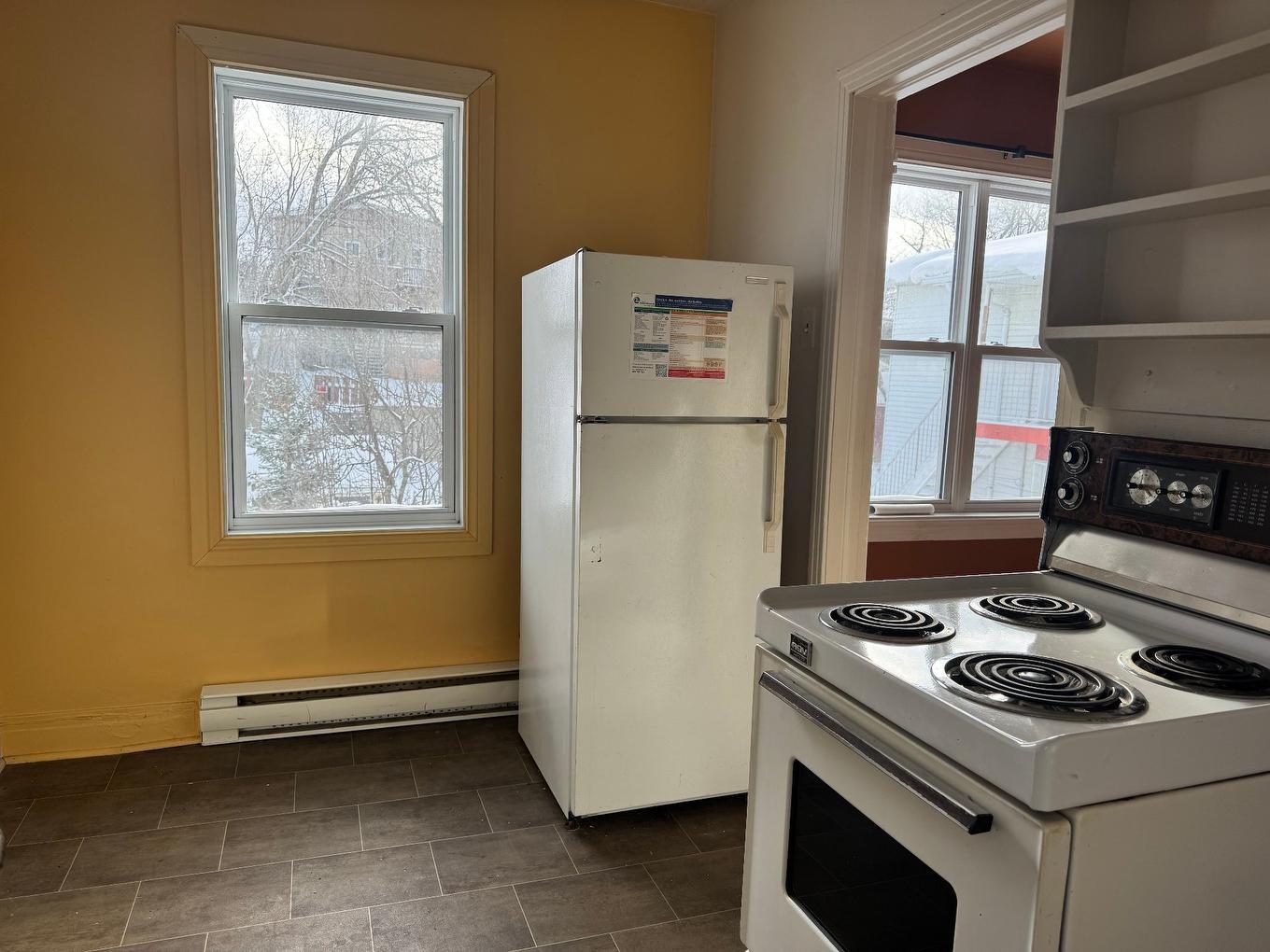 Dwelling - 97 - 99 Rue Monseigneur-Tessier O., Rouyn-Noranda, QC - Indoor Photo Showing Kitchen