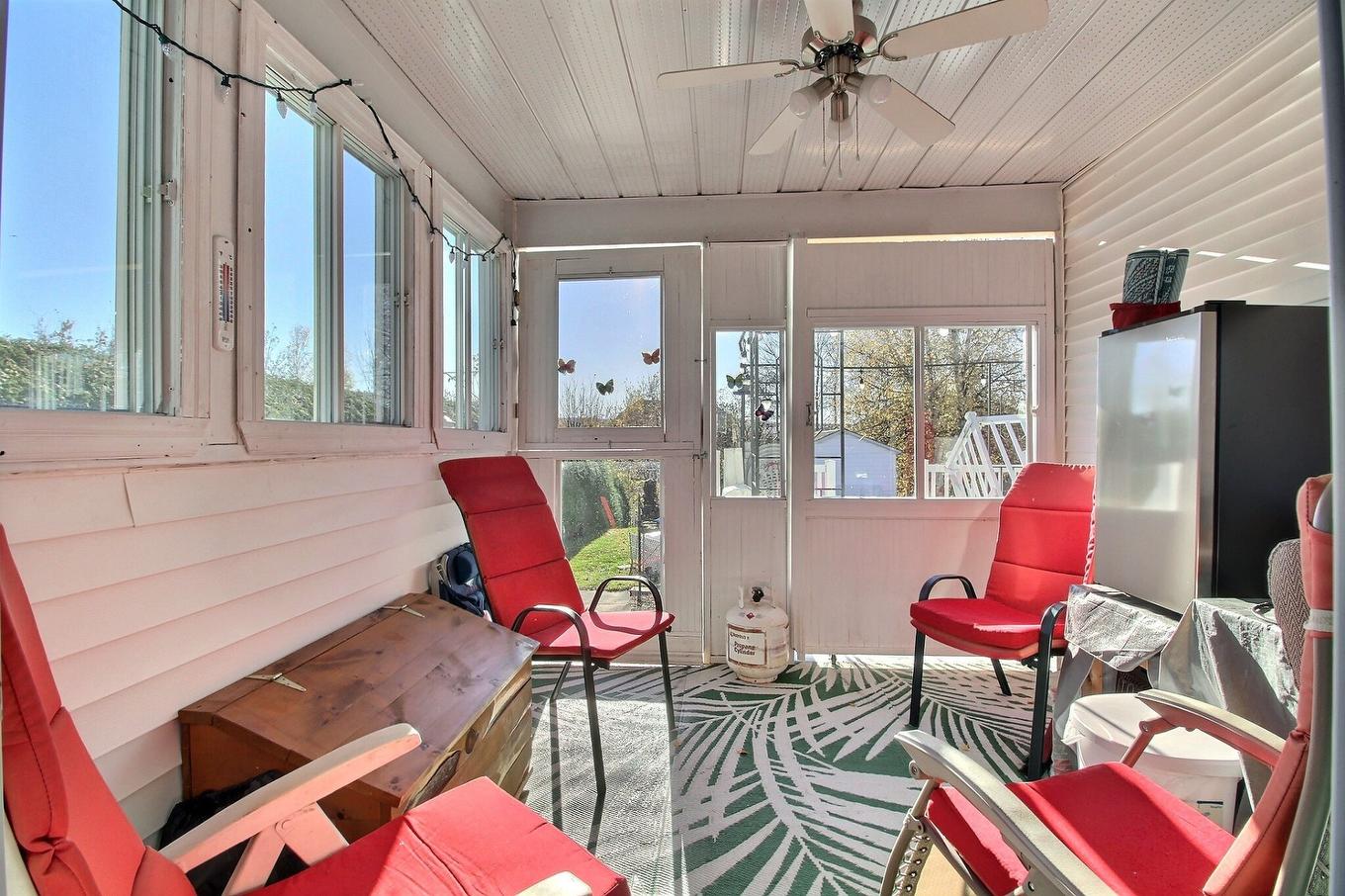 Solarium/Verrière - 6246 Rue Florent, Sherbrooke (Brompton/Rock Forest/Saint-Élie/Deauville), QC - Indoor Photo Showing Other Room