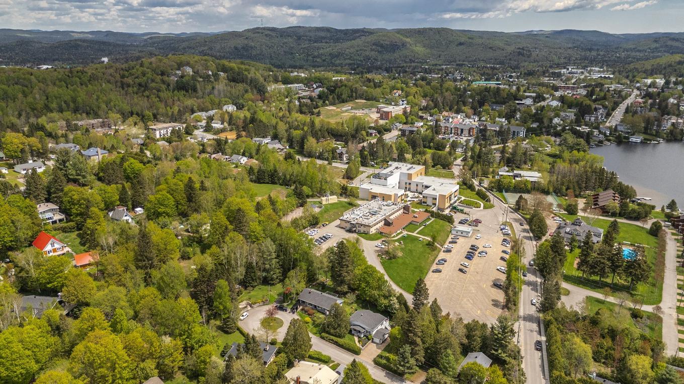 Aerial photo - 15 Rue Ekers, Sainte-Agathe-Des-Monts, QC - Outdoor With View