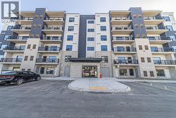3320 STELLA CRESCENT Unit# 111 Windsor, ON N8T 0B7