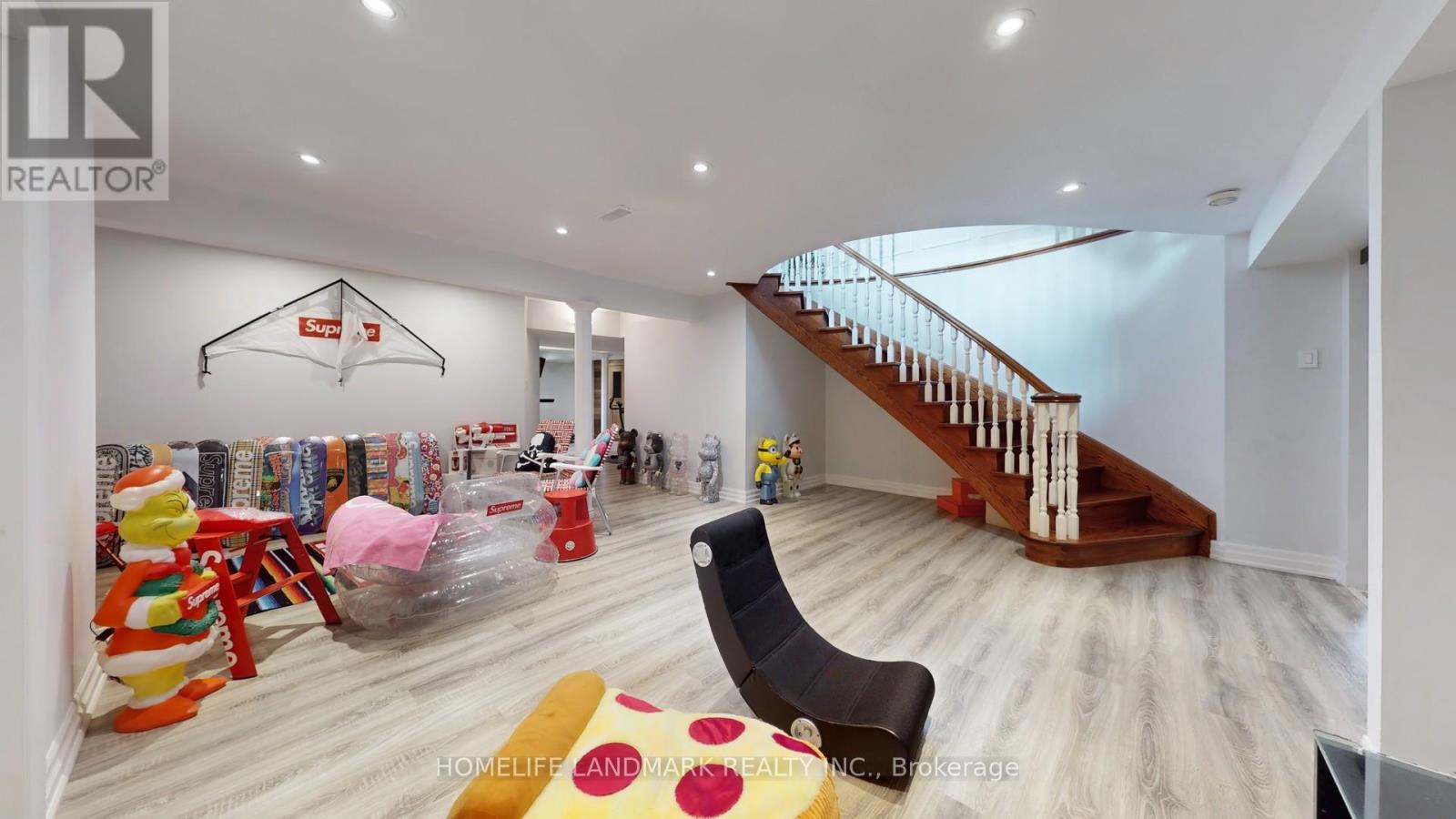 61 Sherrick Drive, Whitchurch-Stouffville, ON - Indoor Photo Showing Other Room