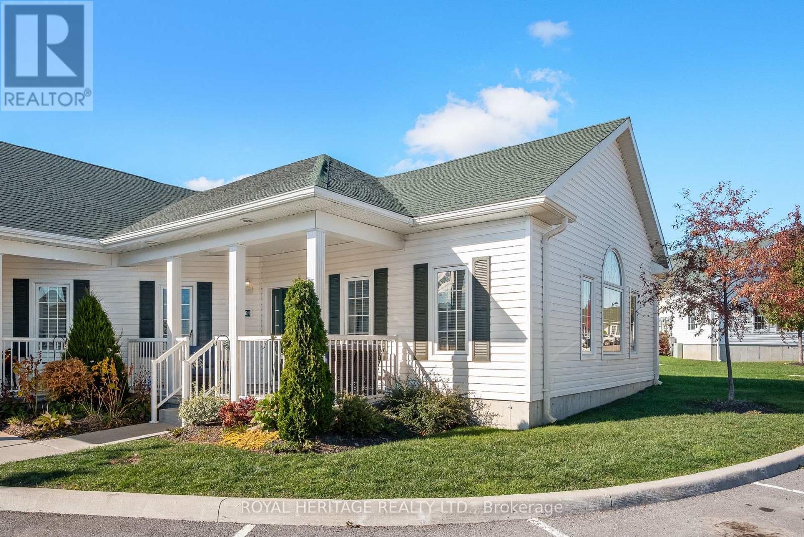 2001 - 300 Croft Street, Port Hope, ON - Outdoor With Facade