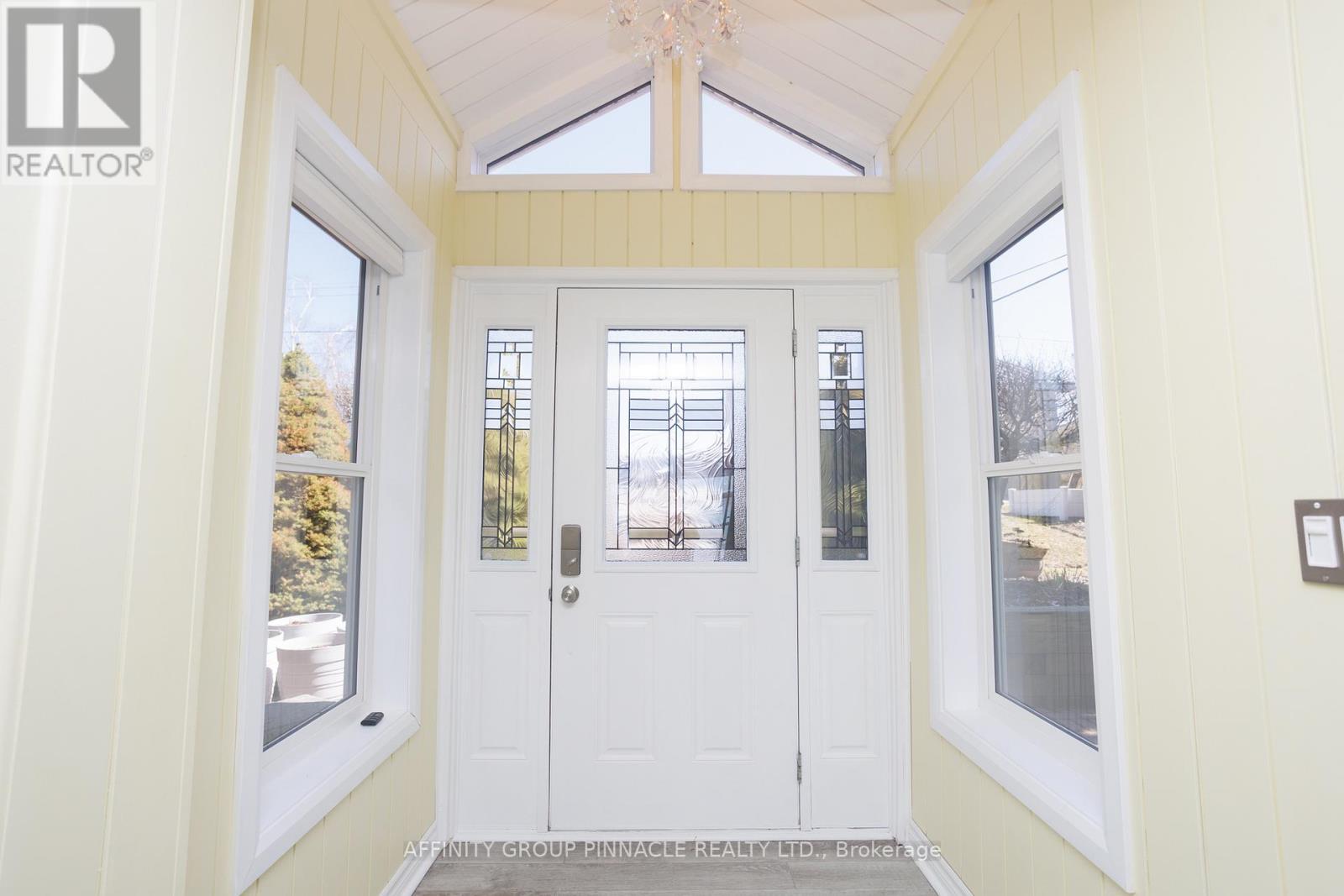 14 Oriole Road, Kawartha Lakes (Fenelon Falls), ON - Indoor Photo Showing Other Room