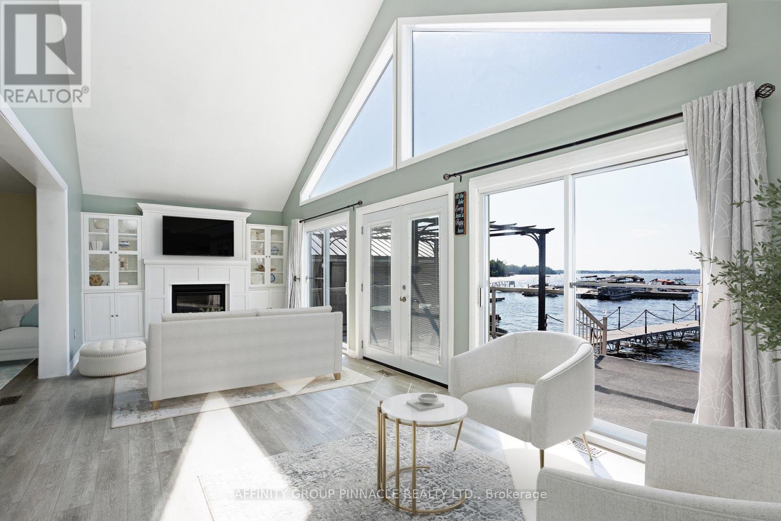 14 Oriole Road, Kawartha Lakes (Fenelon Falls), ON - Indoor With Fireplace