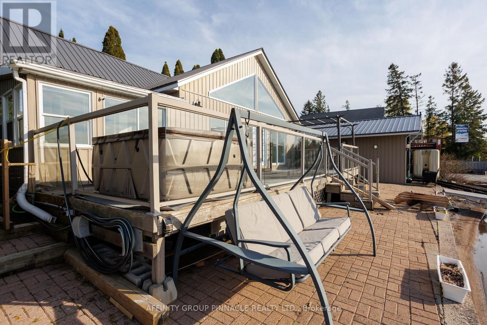 14 Oriole Road, Kawartha Lakes (Fenelon Falls), ON - Outdoor With Deck Patio Veranda
